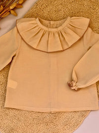 Blusa cuello volante beige - Colección Gerbera
