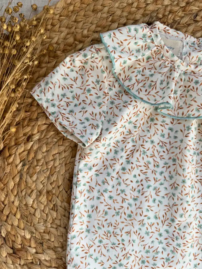 Blusa manga corta de flores verde agua y mostaza Eucalipto