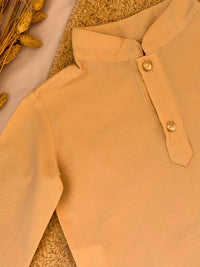 Camisa beige cuello mao - Colección Gerbera