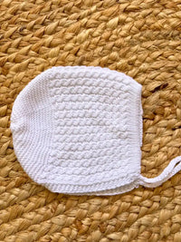 Capota de punto blanco Magnolia