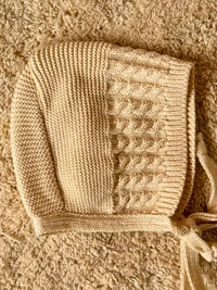 Capota de punto crema - Colección Camomila