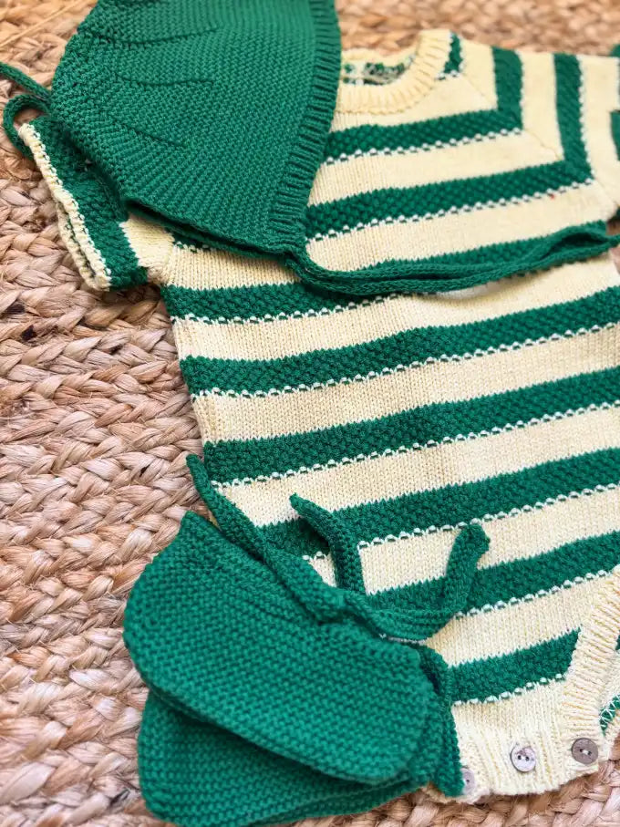 Conjunto de punto de rayas verdes Menta