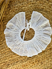 Cuello de plumeti blanco Cala