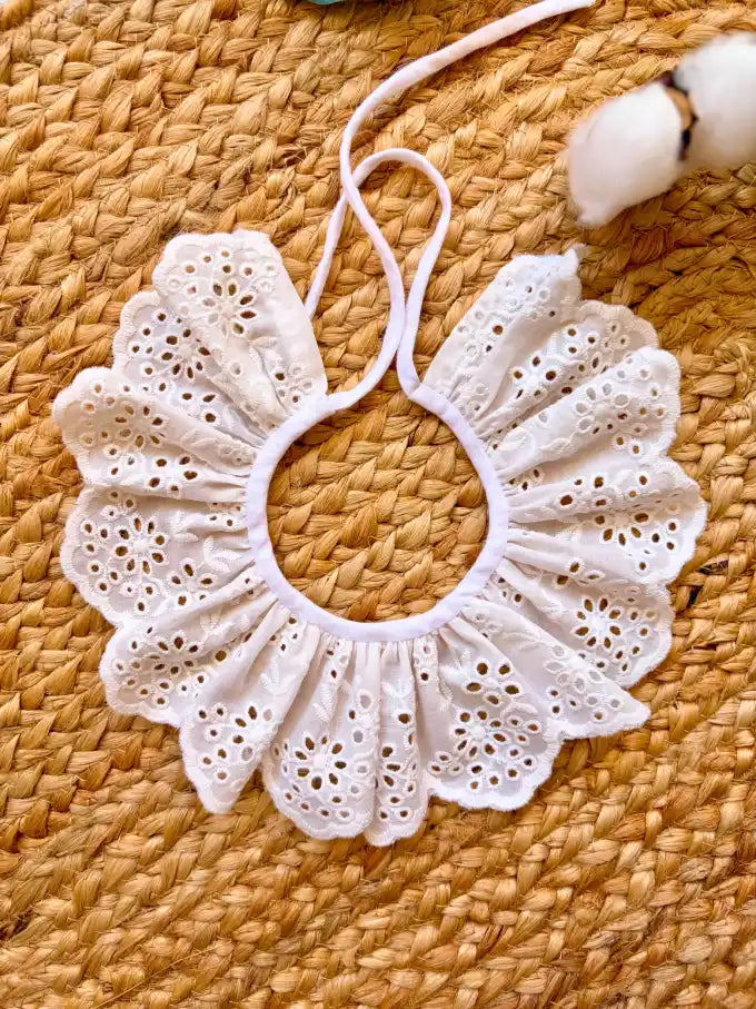 Cuello Bordado Blanco de Algodón IV