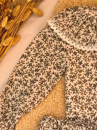 Jesusito blanco con ramas - Colección Azucena
