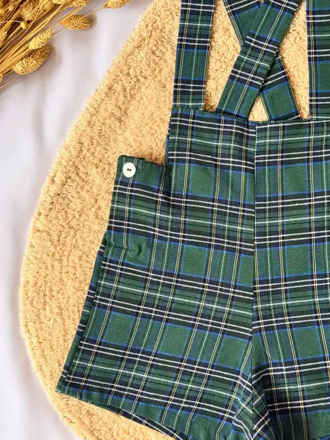 Pantalón con tirantes de cuadros verdes y azul marino - Colección Abedul