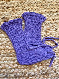 Patucos de punto de color violeta Violeta