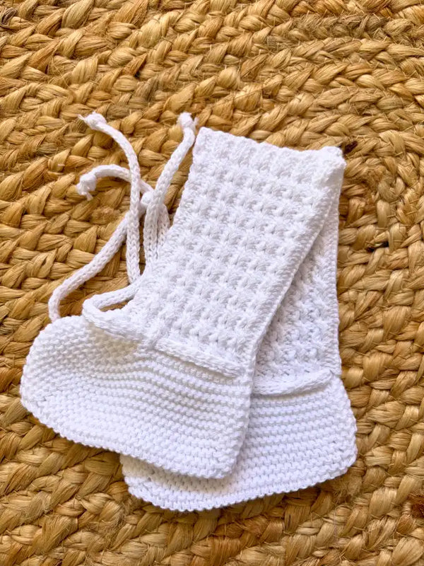Patucos de punto blanco Magnolia