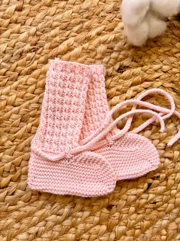 Patucos de punto rosa bebé - Colección Alegría| MICŪ baby