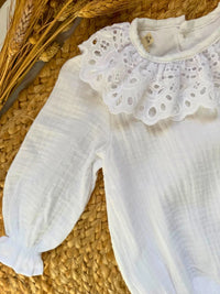 Pelele blanco con cuello bordado - Colección Jazmín