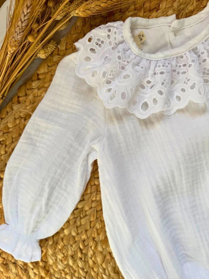 Pelele blanco con cuello bordado - Colección Jazmín