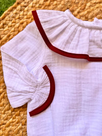 Pelele de Bambula blanco con terminación burdeos - Coleccion Guinda