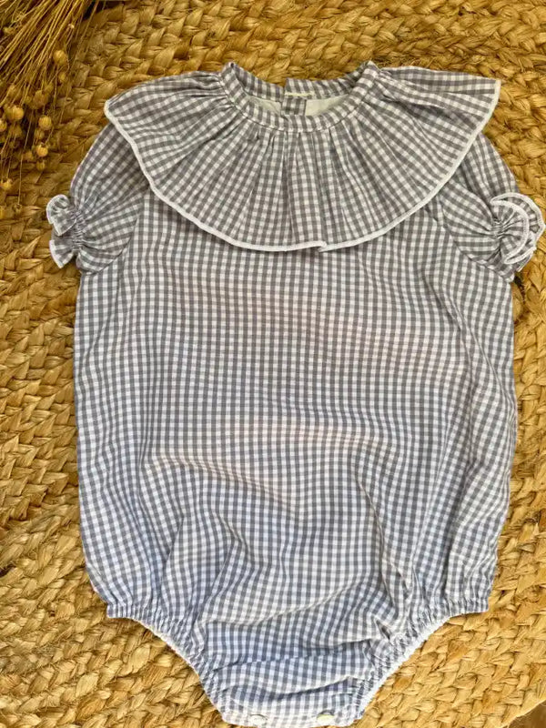 Pelele de manga corta de cuadro vichy gris y blanco Dalia