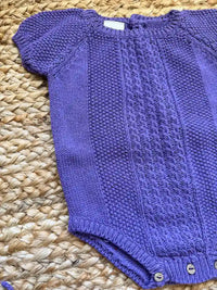 Pelele de punto de color violeta Violeta