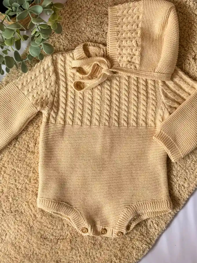 Pelele de punto crema - Colección Camomila