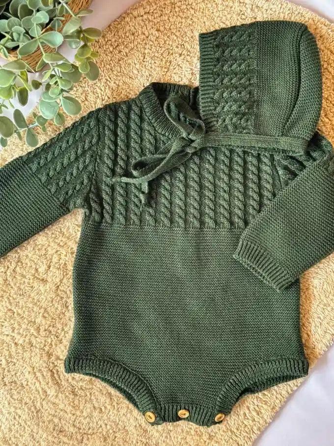 Pelele de punto verde - Colección Musgo