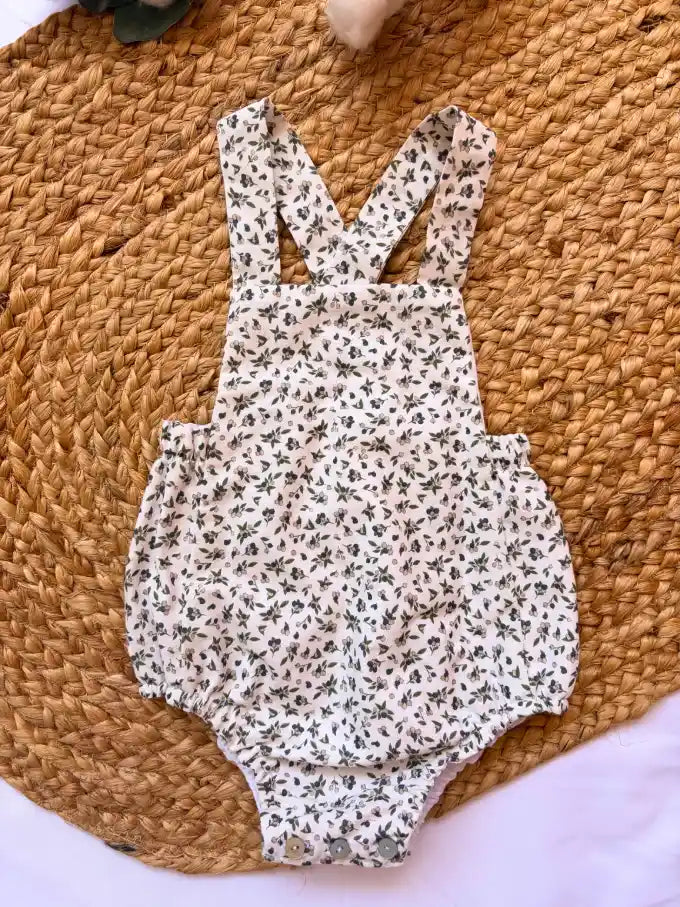 Ranita blanca con flores verdes Colección Olivo | MICŪ baby