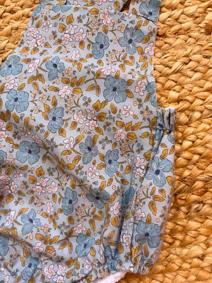 Ranita bebé floral con fondo azul Colección Roble | MICŪ baby
