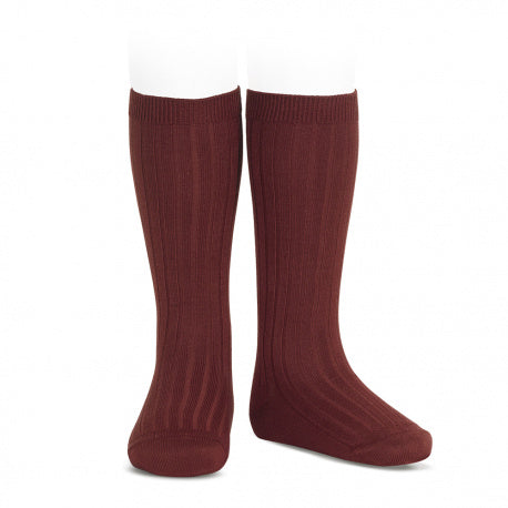 calcetines altos basicos canale granate Cóndor | MICŪ baby