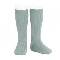 Calcetines altos basicos canale verde seco Cóndor | MICŪ baby